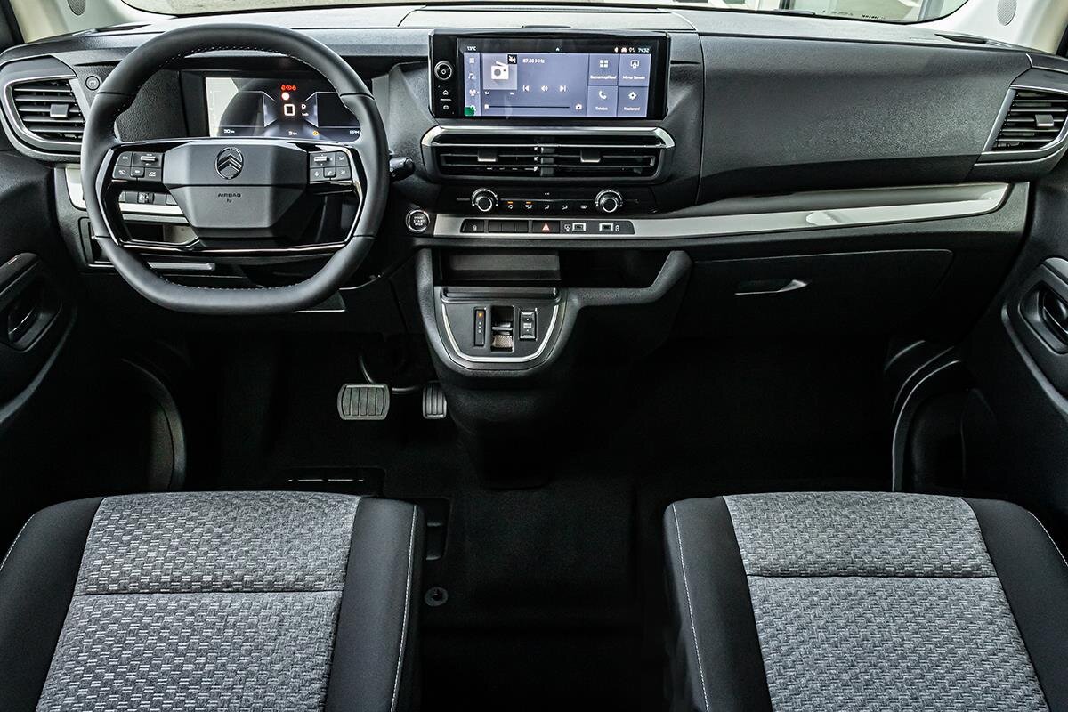 Citroën SpaceTourer MPV 2,0 l 130 kw