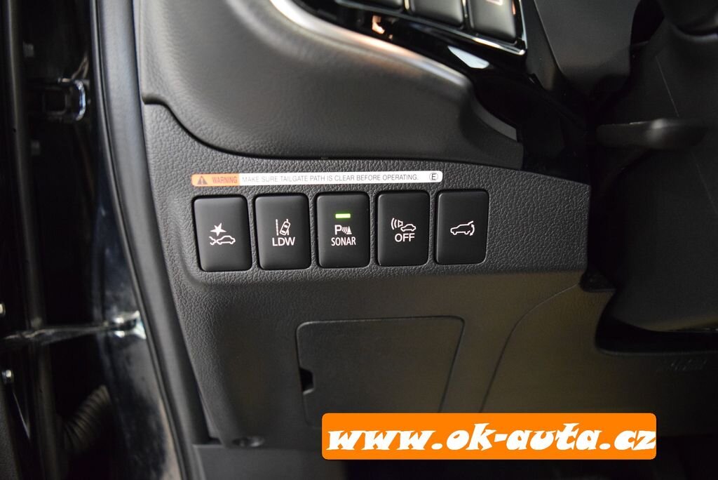 Mitsubishi Outlander SUV 0,0 0