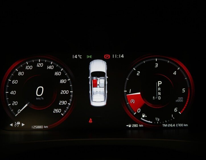 Volvo S90 Sedan / Limuzína 2,0 l 173 kw