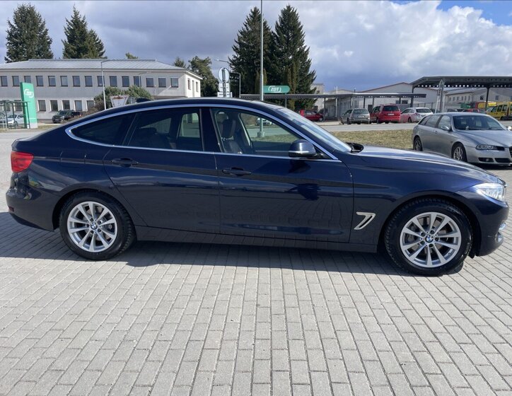 BMW Řada 3 Sedan / Limuzína 3,0 l 225 kw