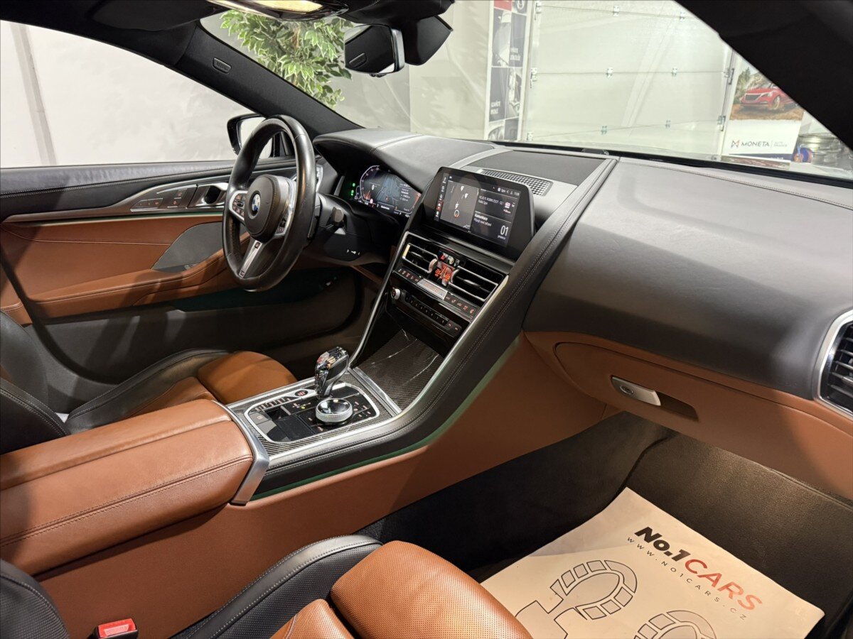 BMW Řada 8 Sedan / Limuzína 3,0 l 250 kw