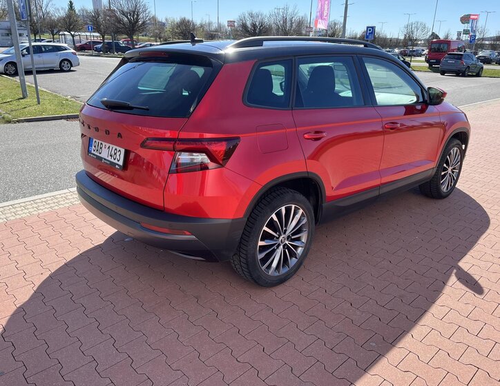 Škoda Karoq SUV / Terénní 1,5 l 110 kw