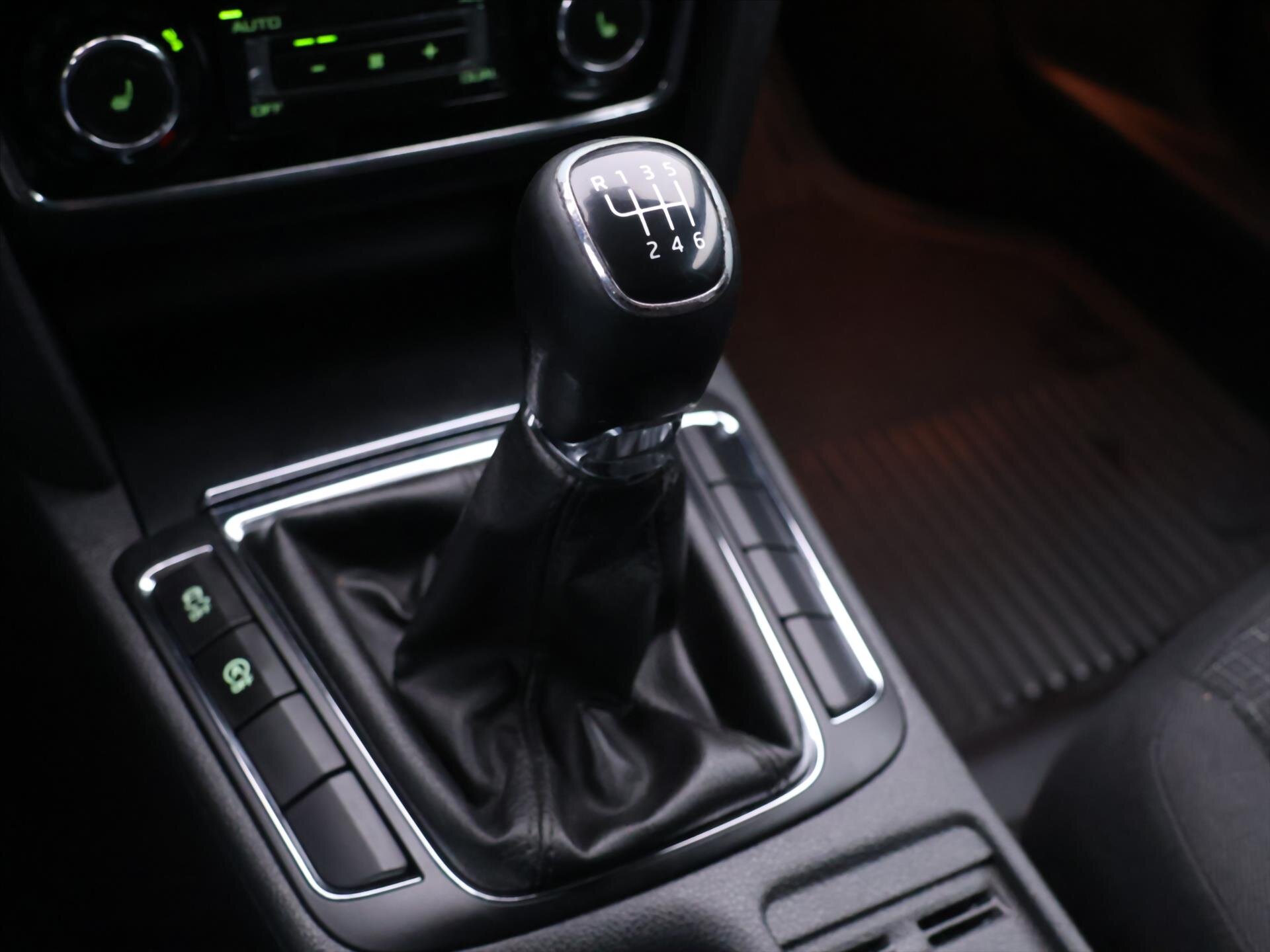 Škoda Superb Kombi 2,0 l 103 kw