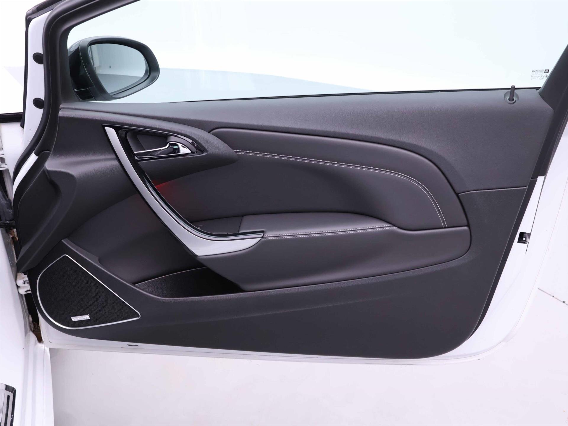 Opel Astra Hatchback 2,0 l 206 kw