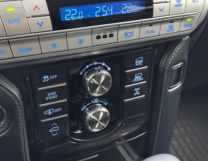 Toyota Land Cruiser SUV 2,8 l 150 kw