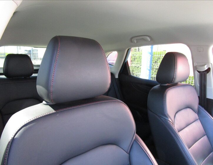 MG HS Hatchback 1,5 l 119 kw