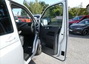 Volkswagen Caravelle 24