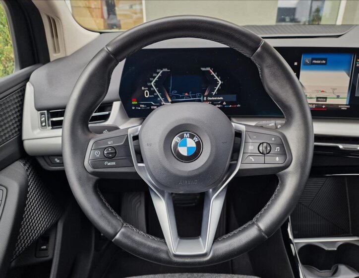 BMW Řada 2 MPV 1,5 l 100 kw