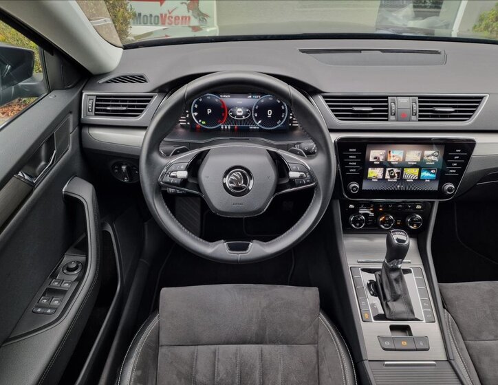 Škoda Superb 12