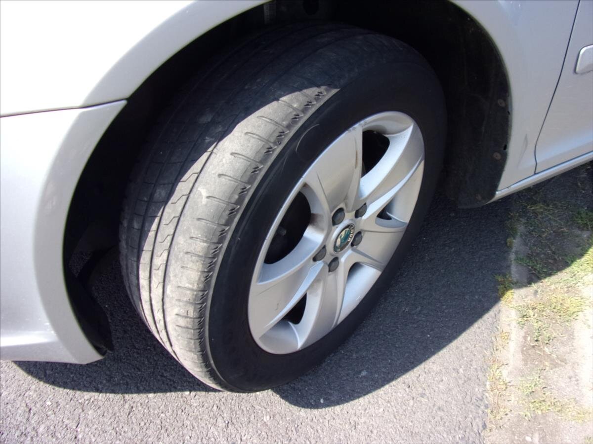 Škoda Octavia Kombi 1,6 l 77 kw