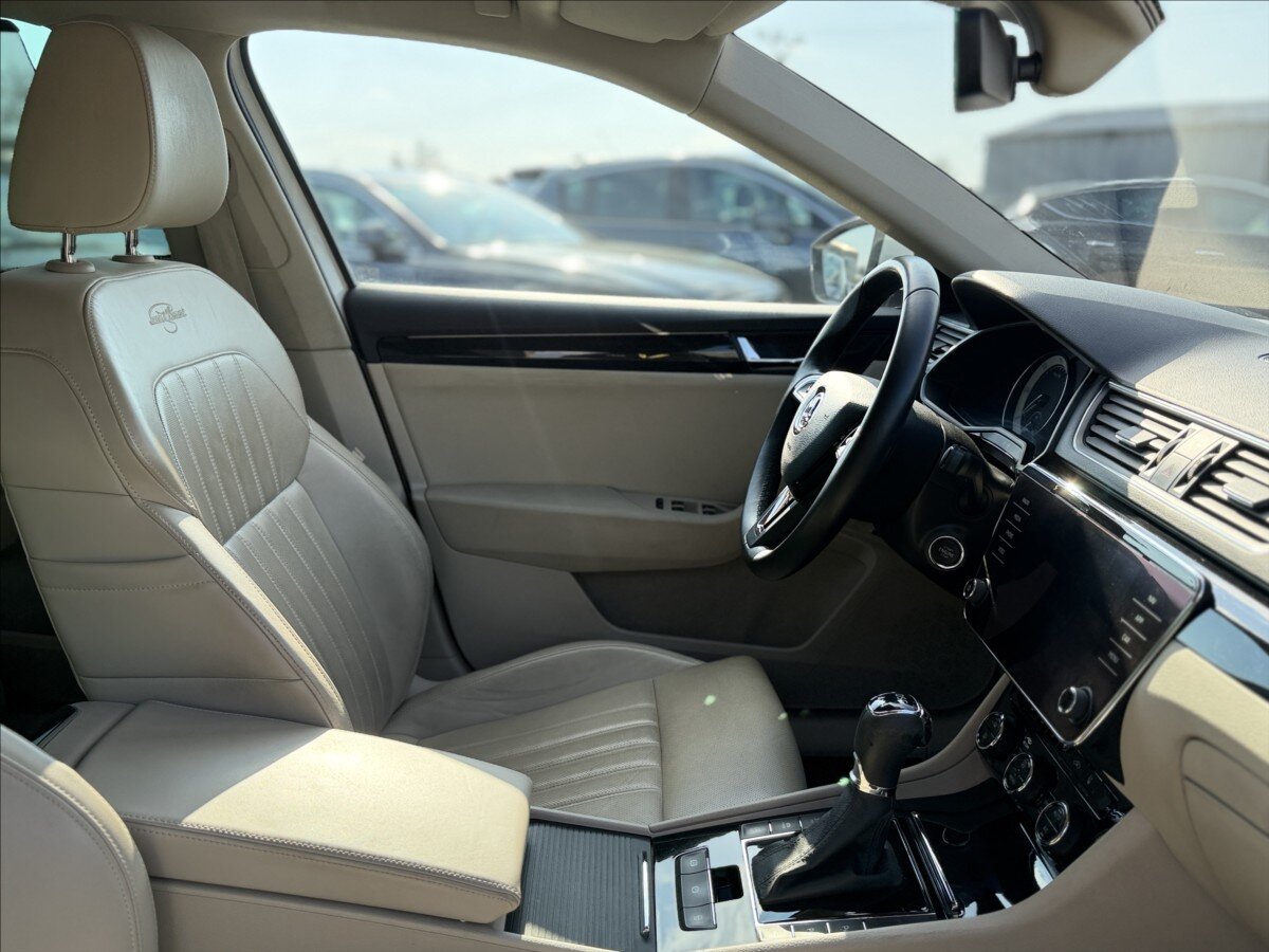 Škoda Superb Kombi 2,0 l 140 kw
