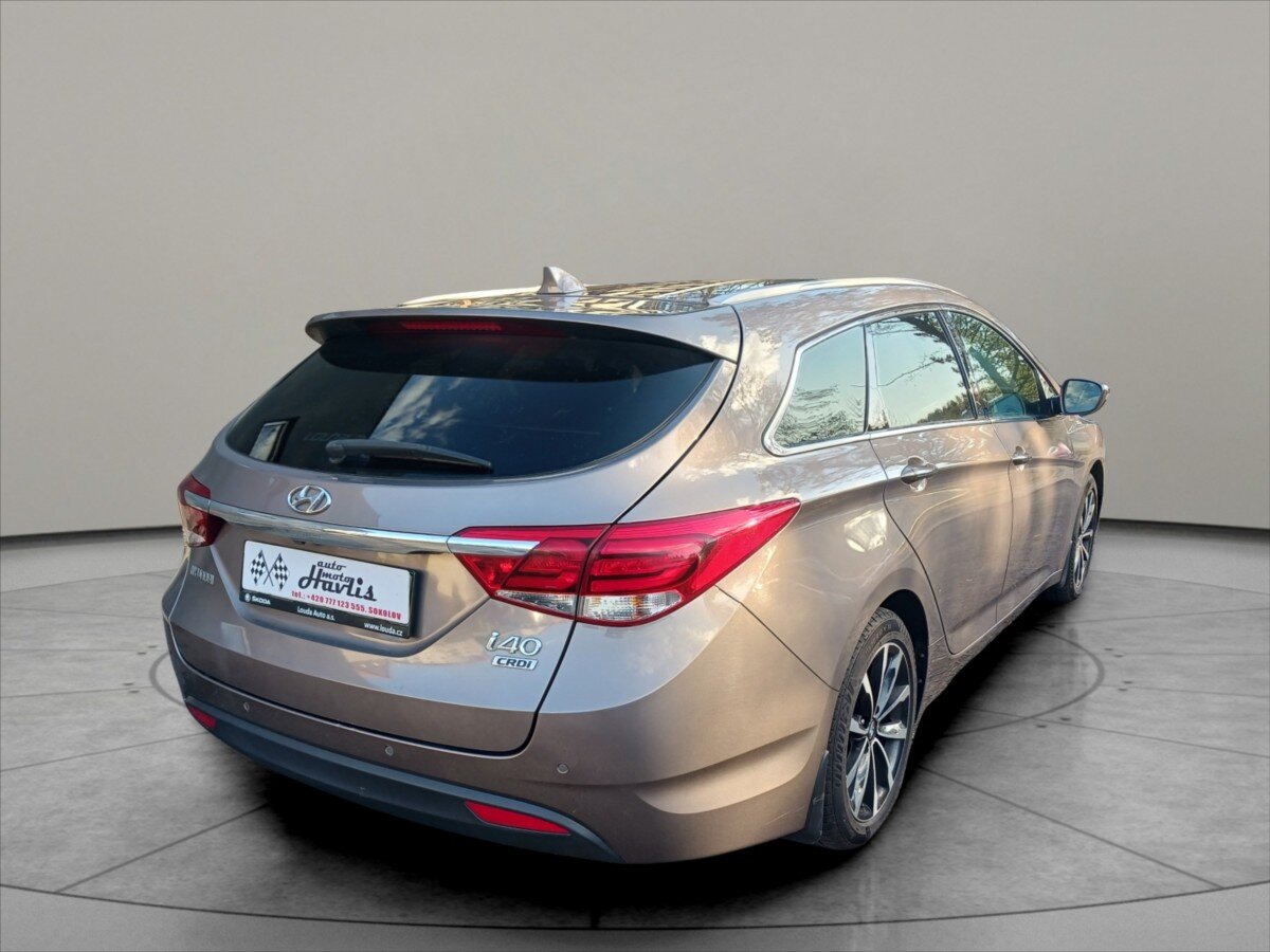 Hyundai i40 Kombi 1,6 l 100 kw