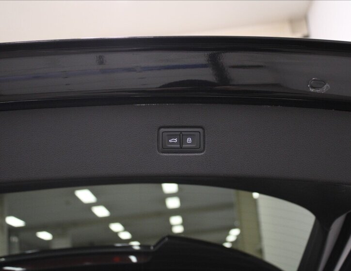 Audi Q7 SUV / Terénní 3,0 l 210 kw