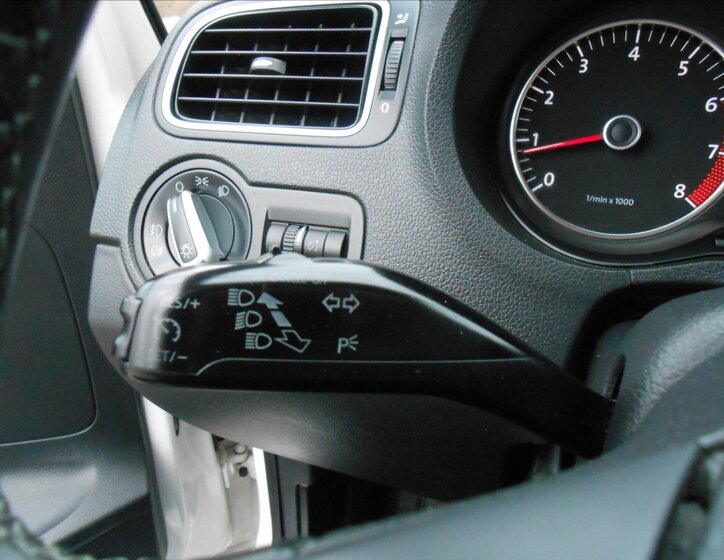 Volkswagen Polo Hatchback 1,2 l 77 kw