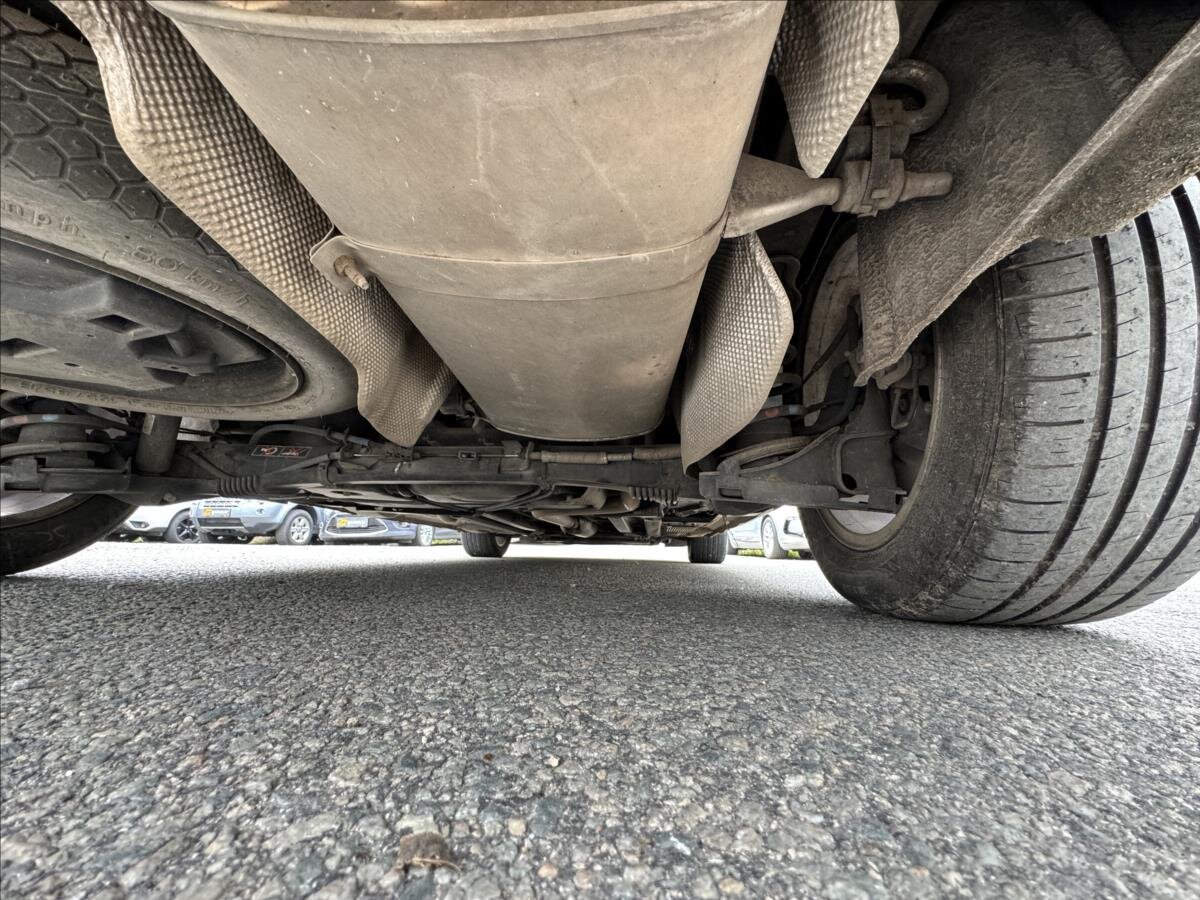 Peugeot 5008 Kombi 2,0 l 110 kw