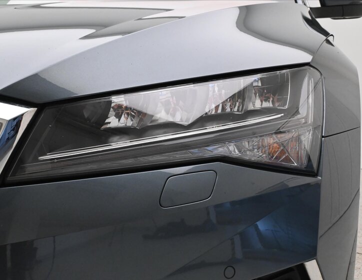 Škoda Superb Kombi 1,4 l 115 kw