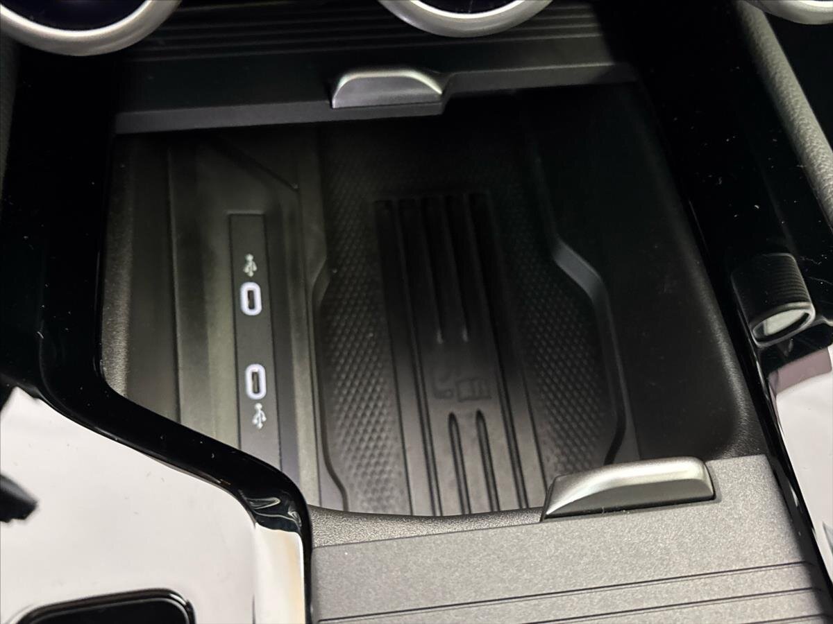 Škoda Superb Kombi 2,0 l 142 kw