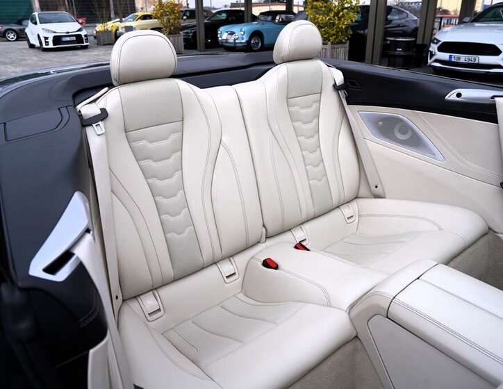 BMW Řada 8 Kabriolet 4,4 l 390 kw