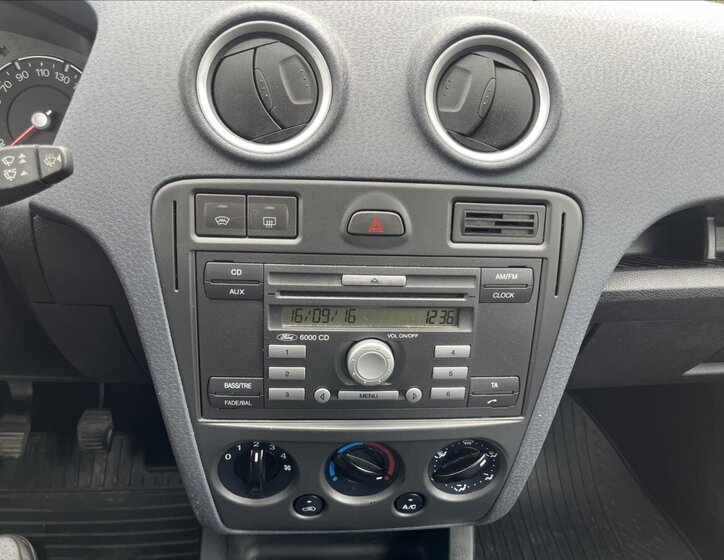 Ford Fusion Kombi 1,4 l 59 kw