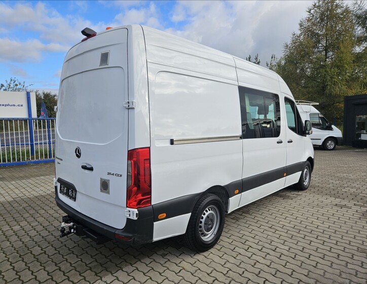 Mercedes-Benz Sprinter 3