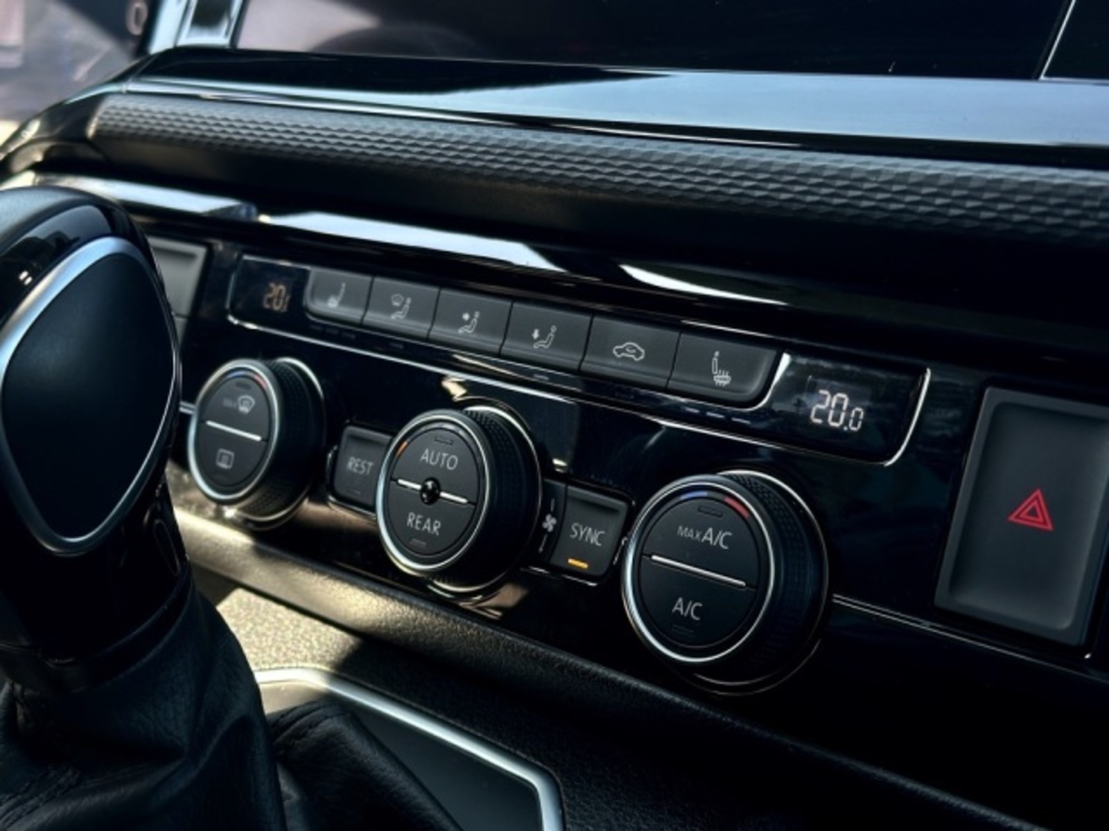 Volkswagen Multivan 30