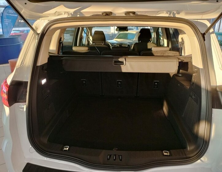 Ford S-MAX Kombi 2,5 l 110 kw