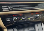 BMW Řada 5 Kombi 3,0 l 180 kw