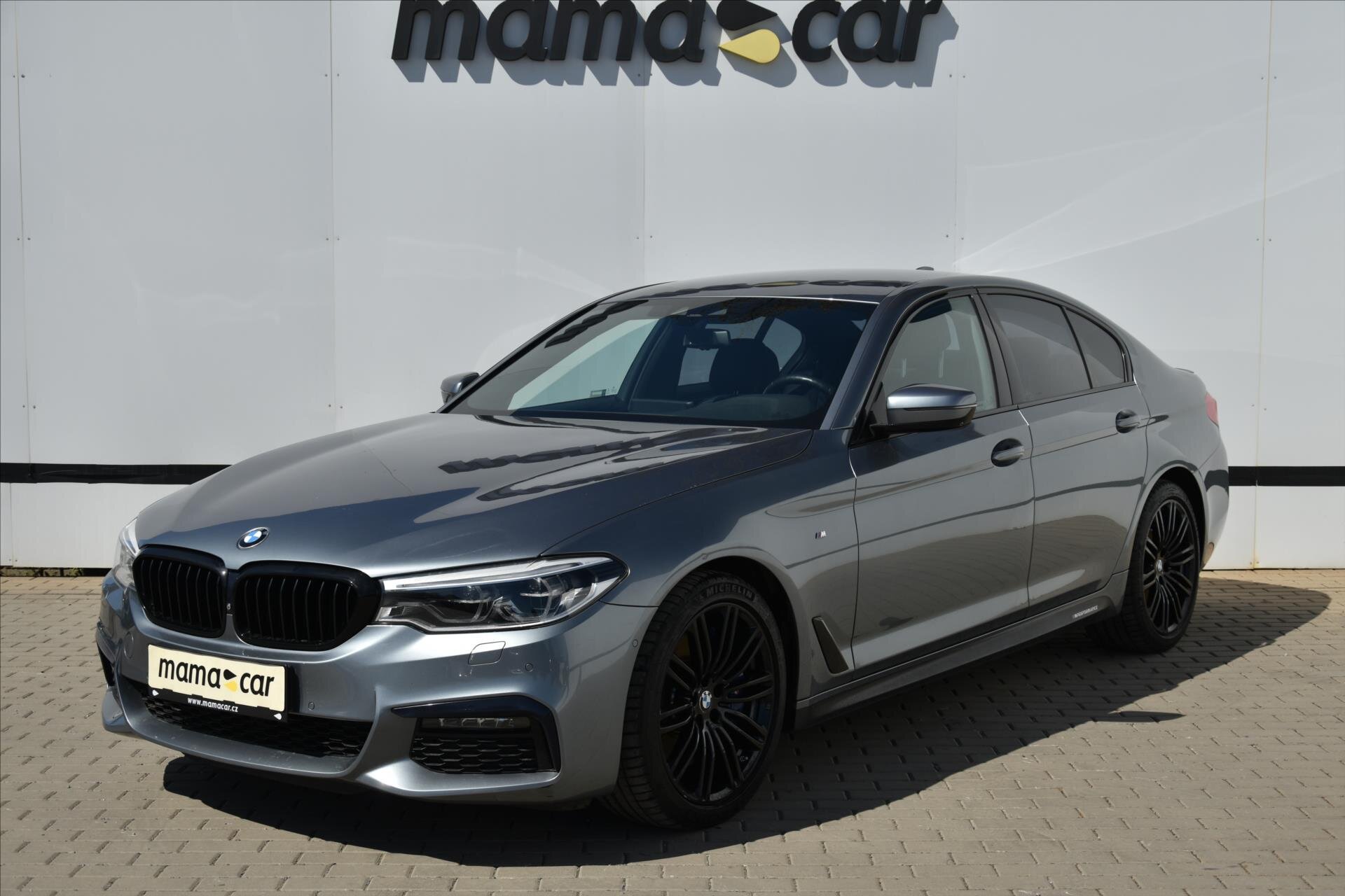 BMW Řada 5 Sedan / Limuzína 3,0 l 250 kw