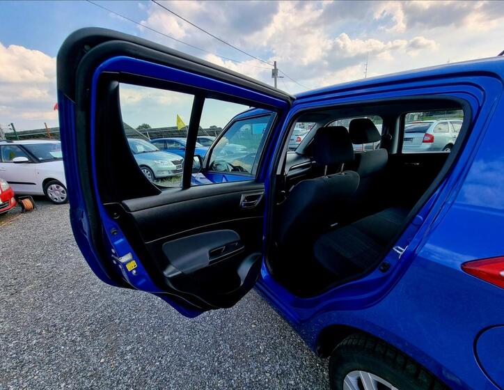 Suzuki Swift 11