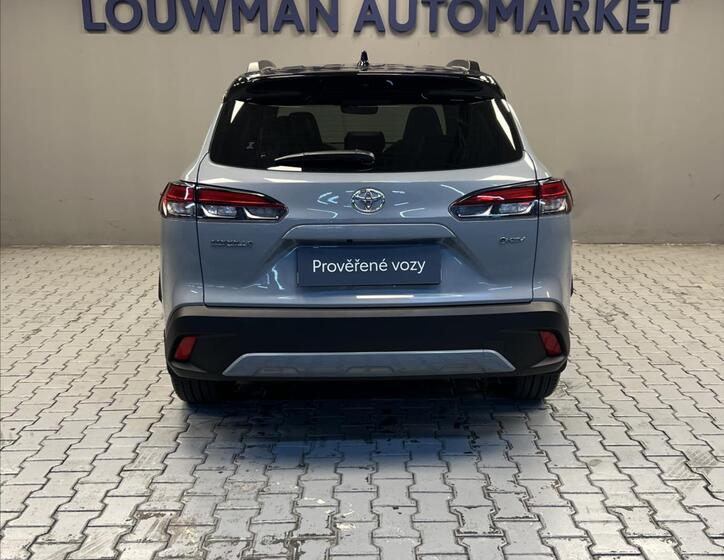 Toyota Corolla Cross 18