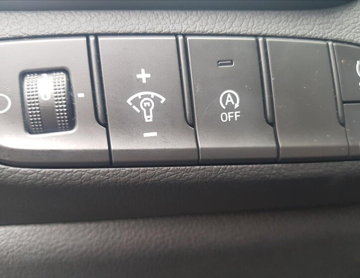 Hyundai i30 Hatchback 1,5 l 70 kw