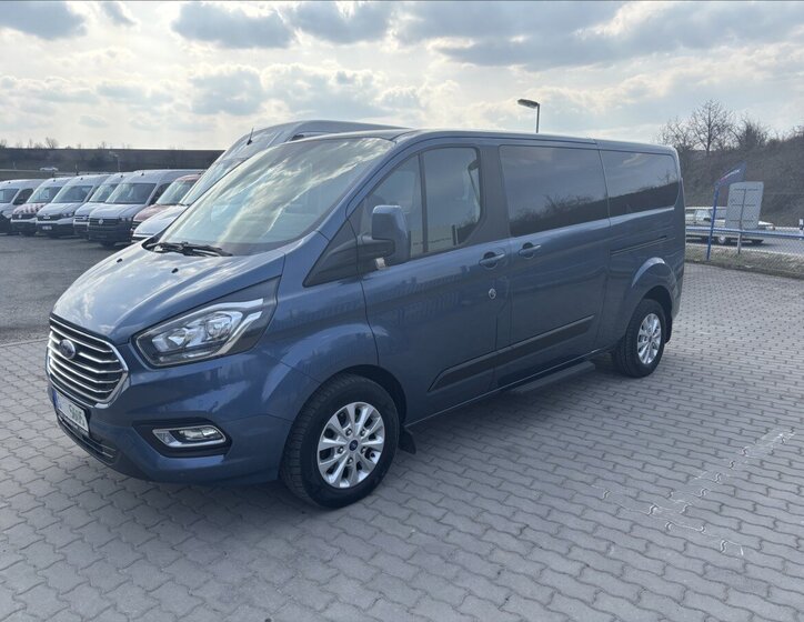 Ford Tourneo Custom Kombi 2,0 l 136 kw