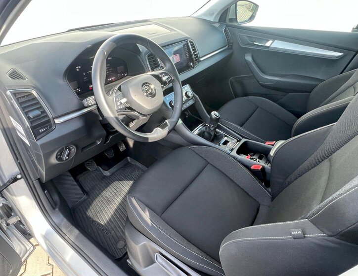 Škoda Karoq SUV / Terénní 1,5 l 110 kw