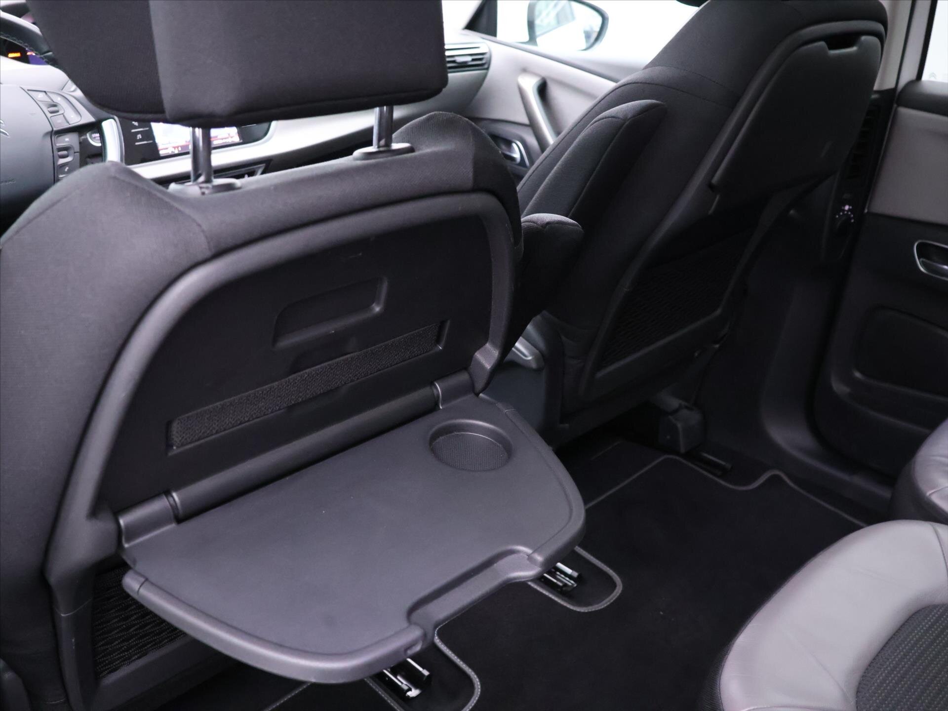 Citroën Grand C4 SpaceTourer MPV 1,2 l 96 kw