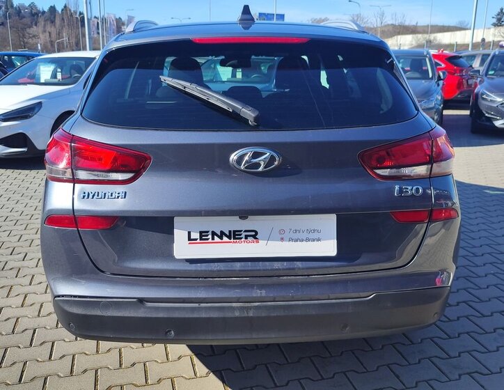 Hyundai i30 Kombi 1,6 l 81 kw