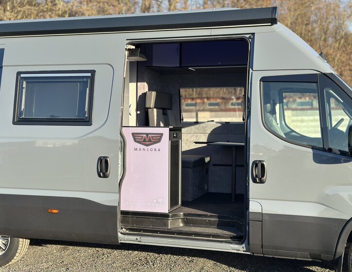 Iveco Daily VAN / Minibus 3,0 l 156 kw