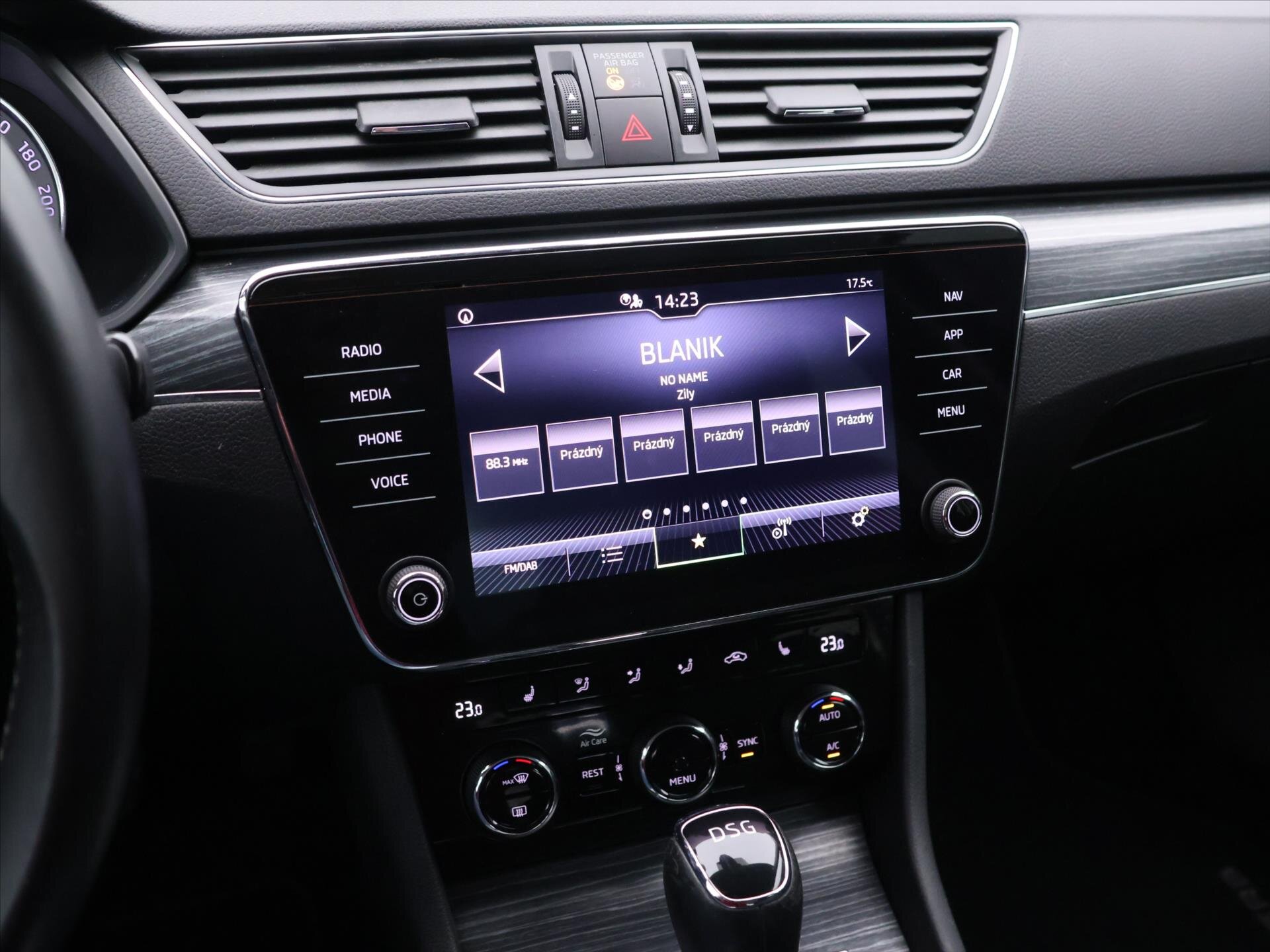 Škoda Superb Liftback 1,5 l 110 kw