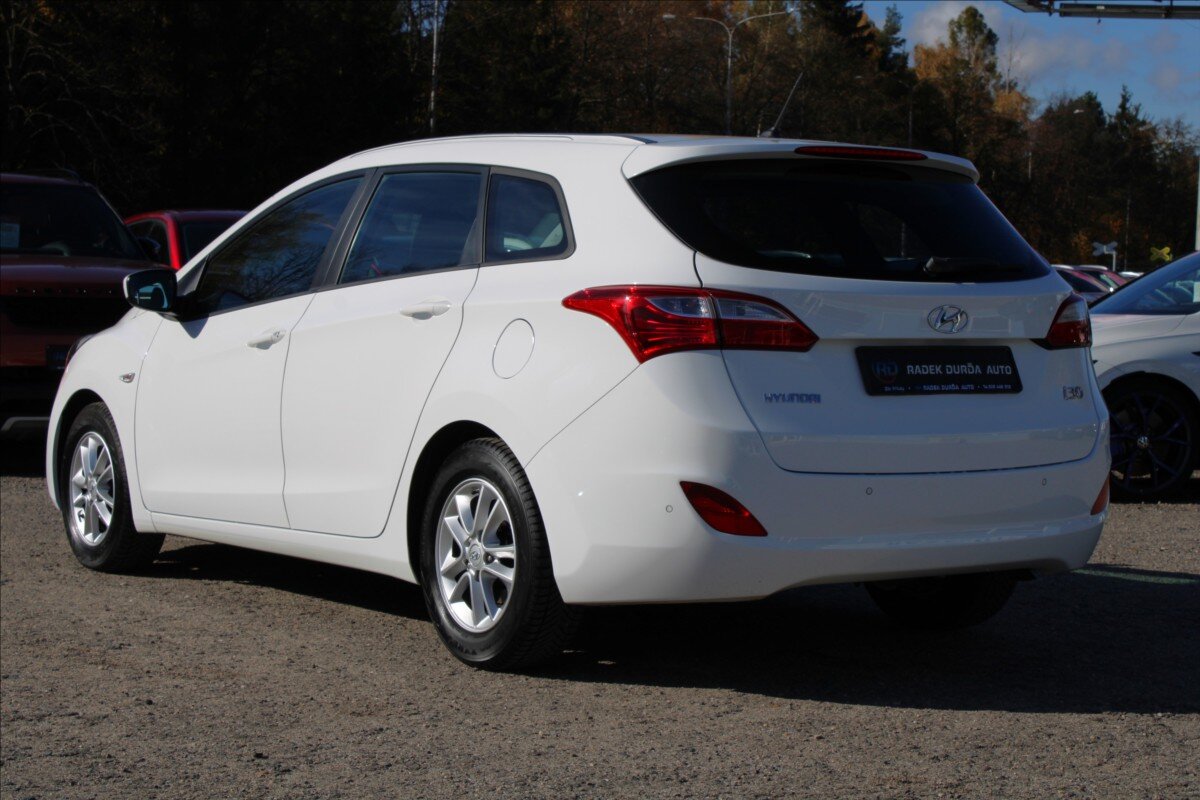 Hyundai i30 Kombi 1,6 l 88 kw