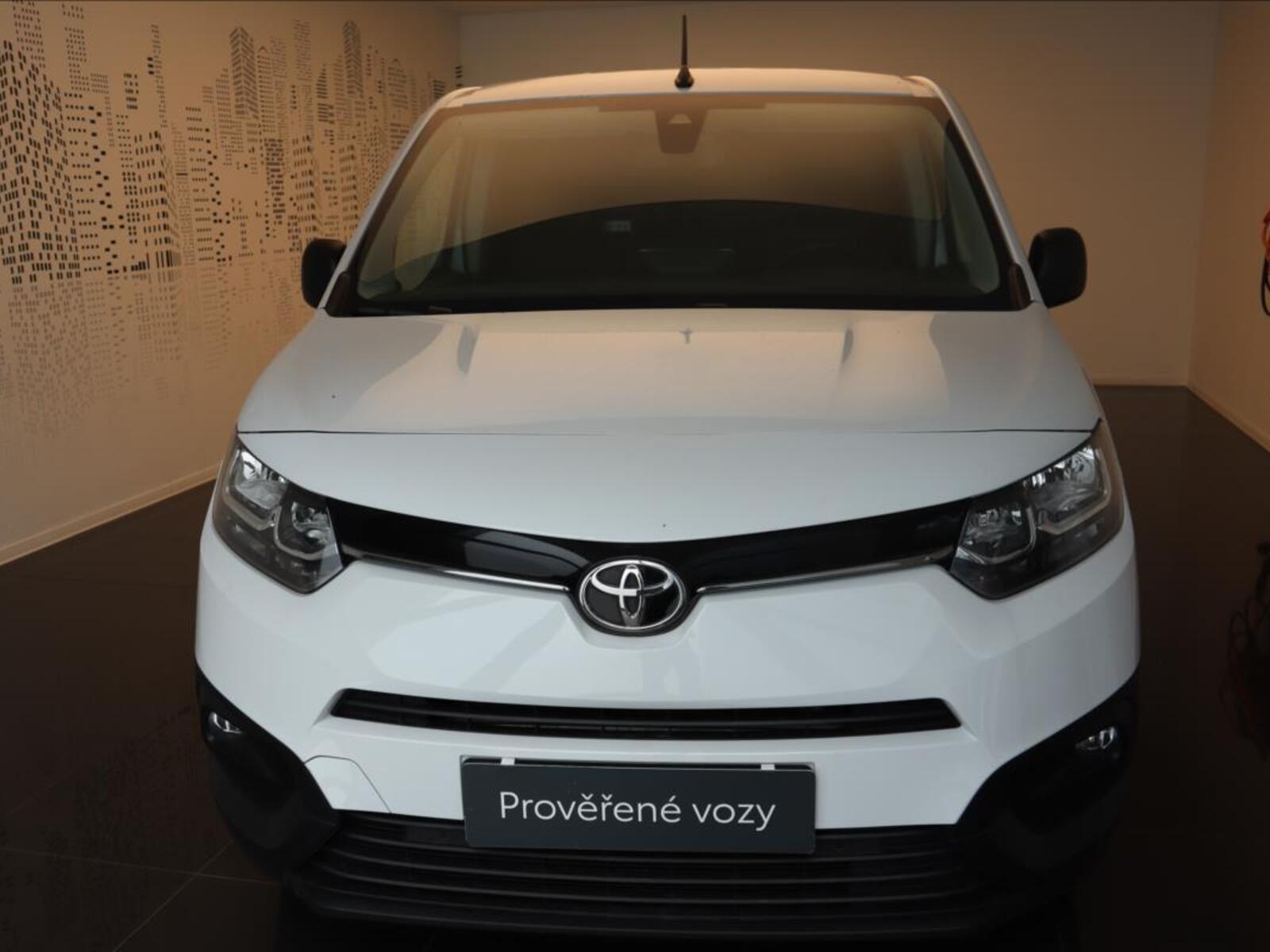 Toyota ProAce City 3