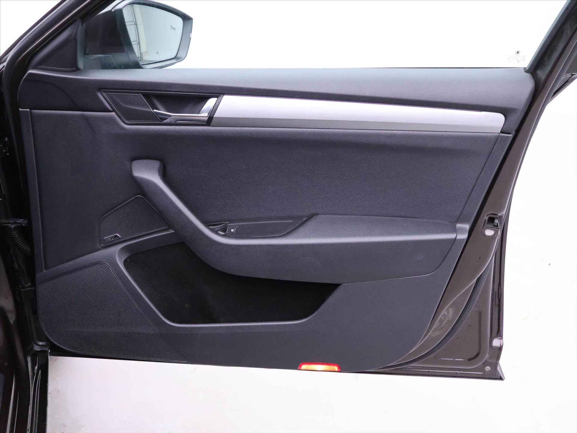 Škoda Superb Liftback 2,0 l 110 kw