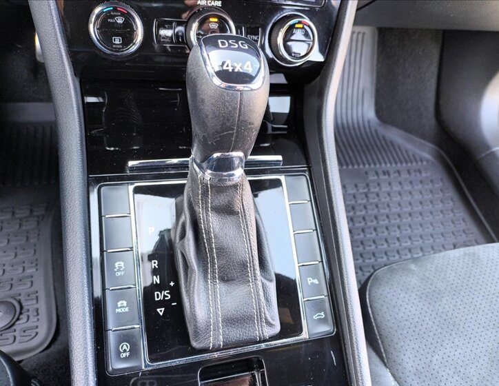 Škoda Superb Kombi 2,0 l 140 kw