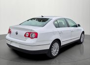 Volkswagen Passat Sedan / Limuzína 2,0 l 147 kw