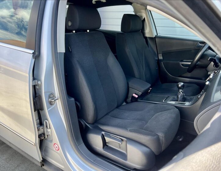 Volkswagen Passat Sedan 2,0 l 110 kw