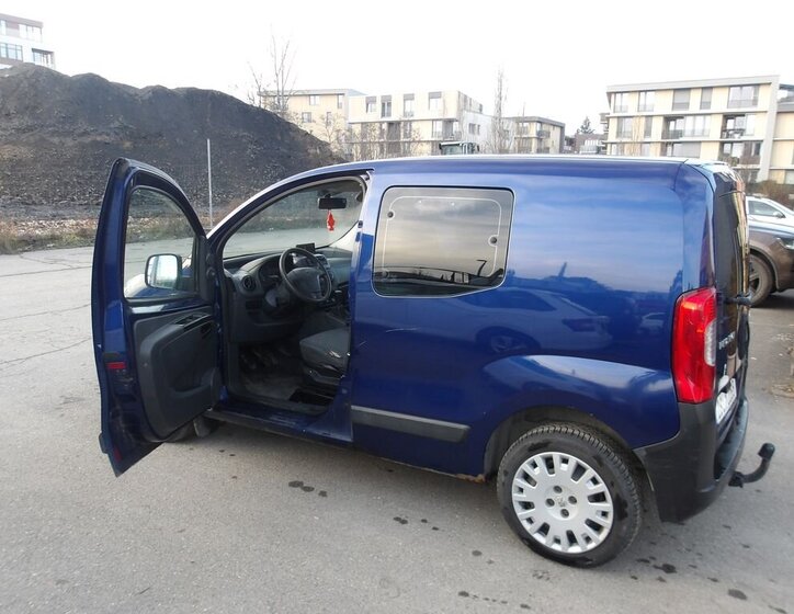 Peugeot Bipper Pick-up 1,4 l 50 kw