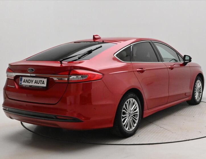 Ford Mondeo Liftback 2,0 l 110 kw