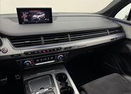 Audi SQ7 SUV / Terénní 4,0 l 320 kw