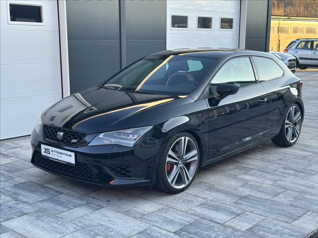 Seat Leon Hatchback 2,0 l 213 kw