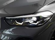 BMW X5 8