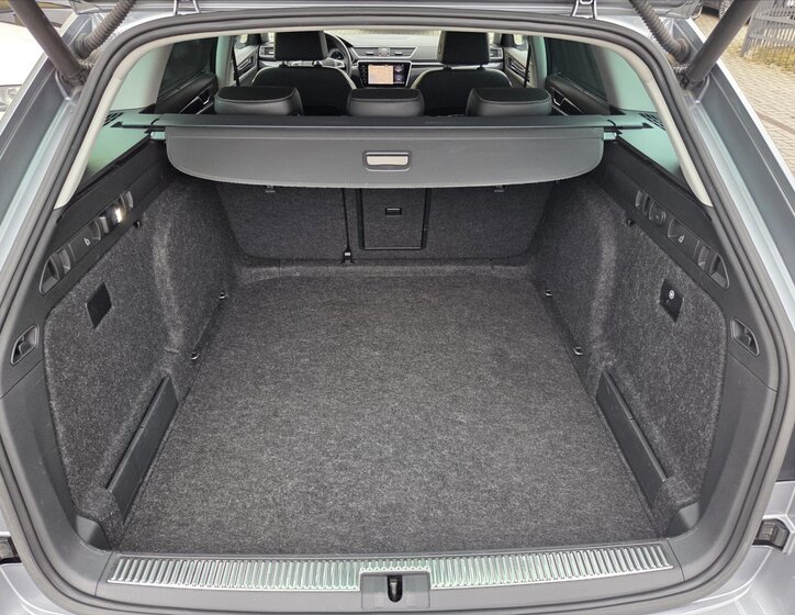 Škoda Superb Kombi 2,0 l 140 kw