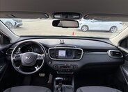 KIA Sorento 11